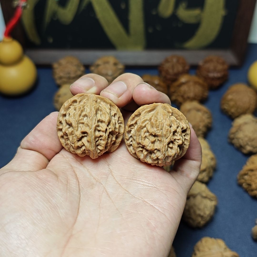 文玩核桃把件苹果园35