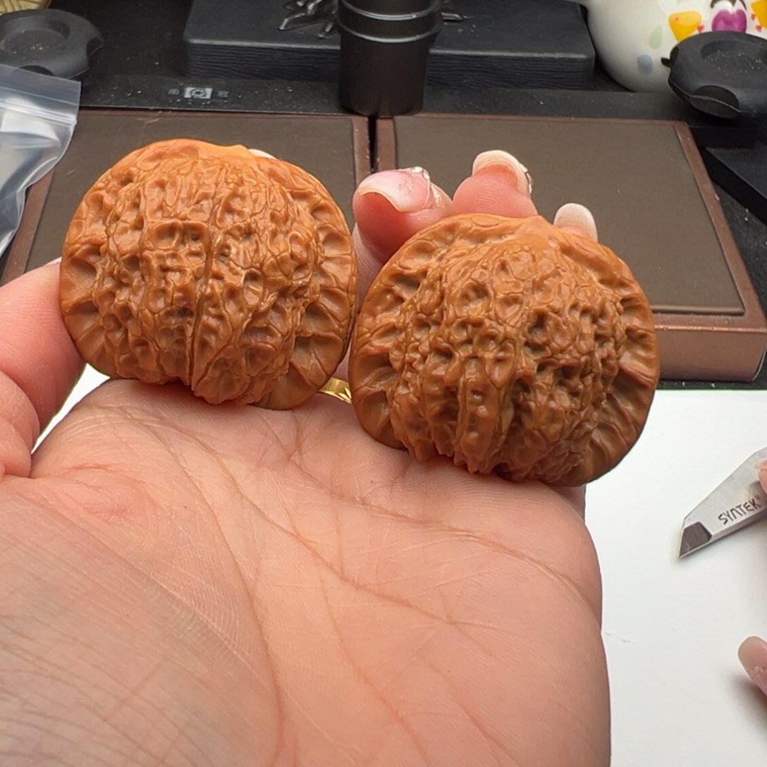 文玩核桃把件血麒麟42