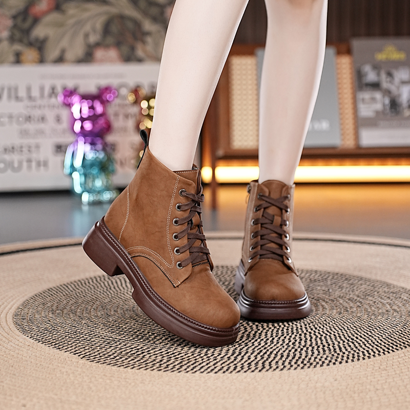 2025秋冬新款马丁靴软皮短靴女中跟皮靴百搭粗跟加绒保暖棉鞋