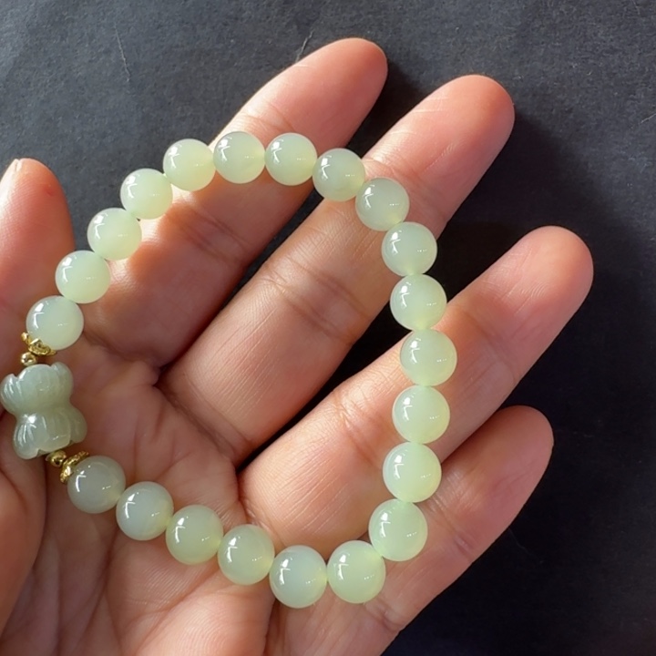 和田玉未镶嵌手串