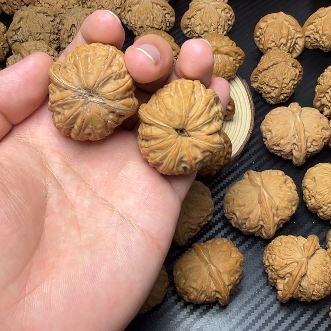 大***赛吊坠文玩核桃元宝