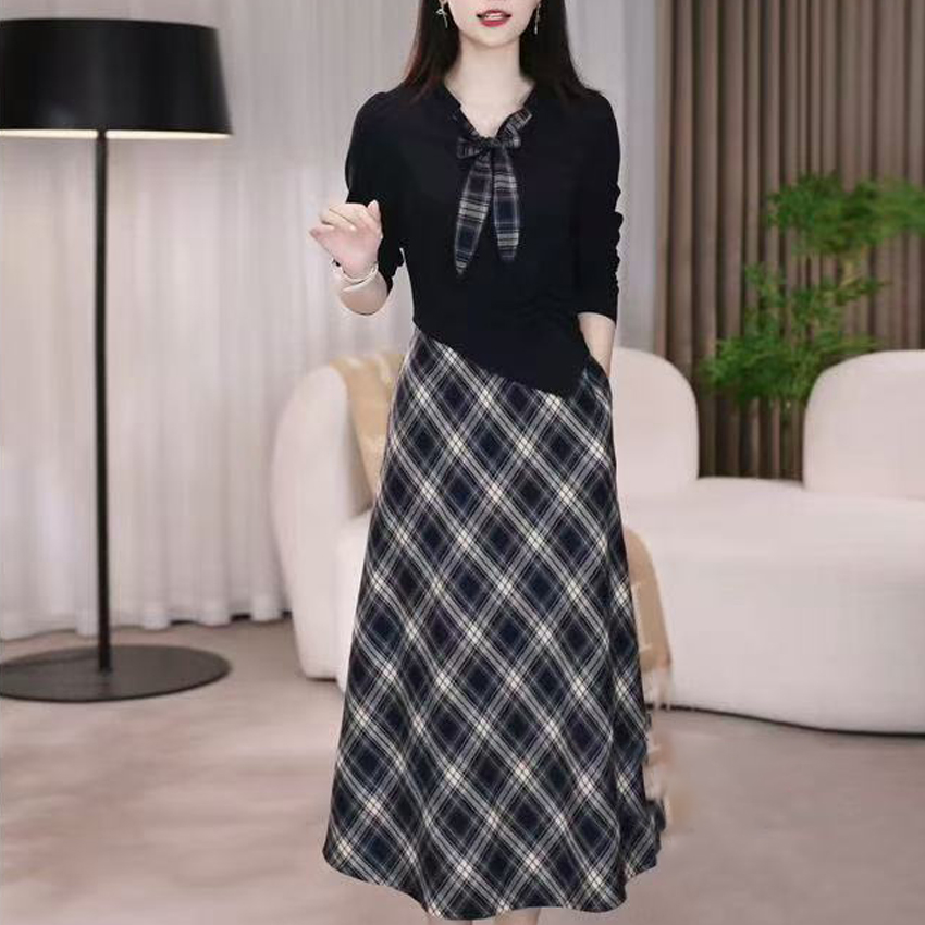 L5639薄款2025秋季时尚套装裙女设计感露肩上衣搭半身裙两件套