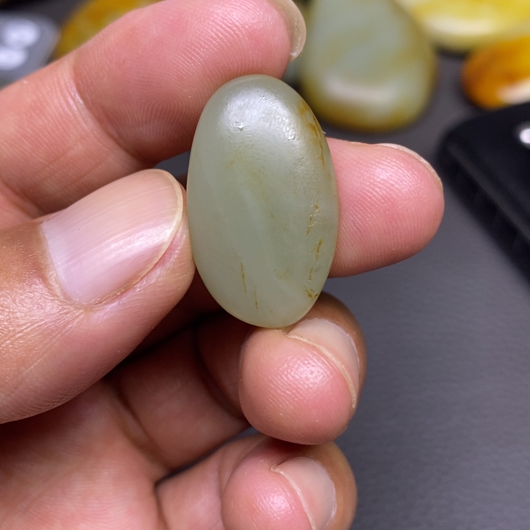 和田玉（糖玉）未镶嵌挂件