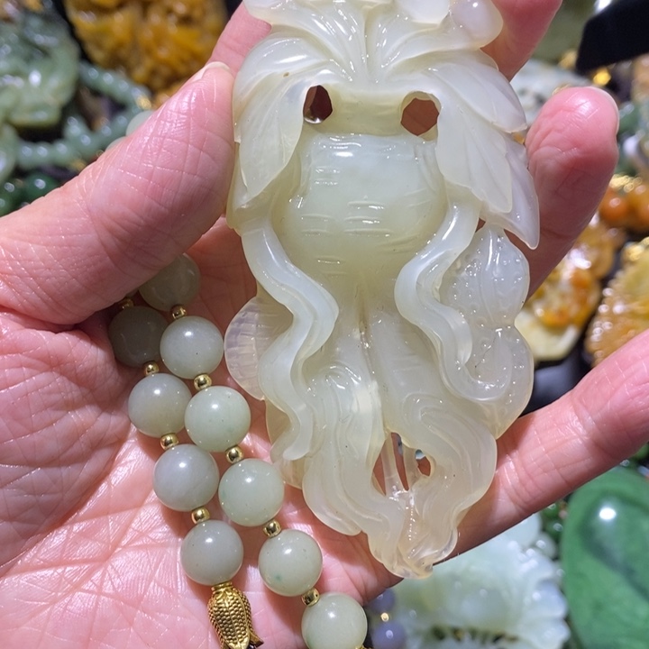 蛇纹石玉岫玉吊坠未镶嵌