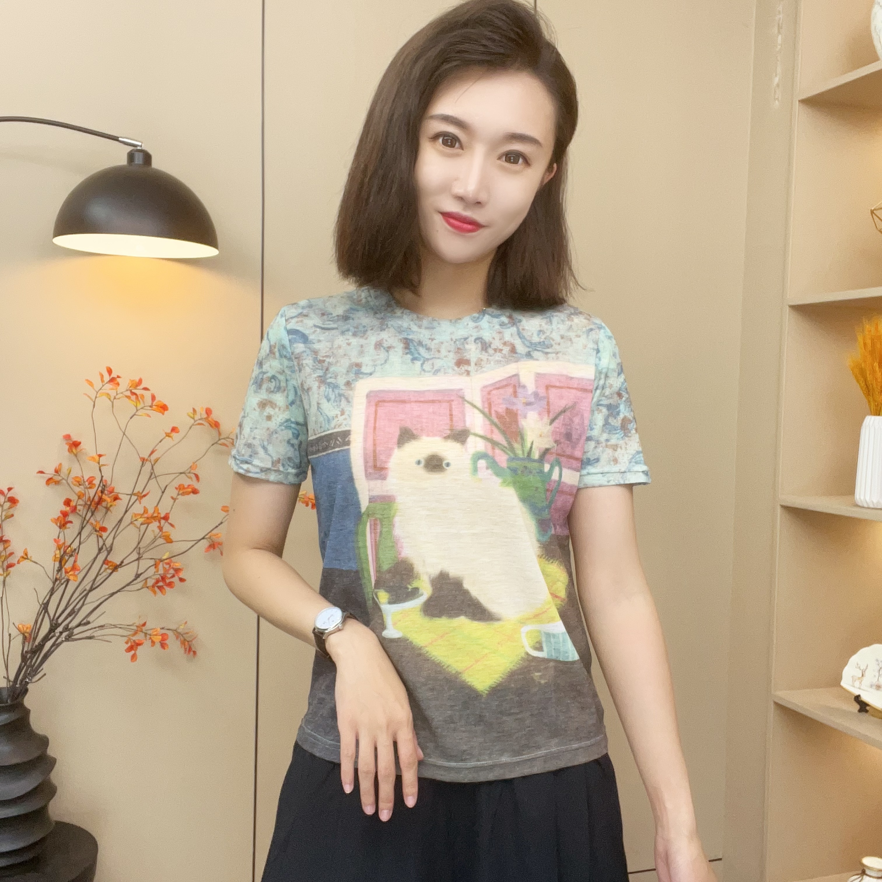 休闲舒适百搭T恤女夏宽松复古圆领猫咪上衣半袖