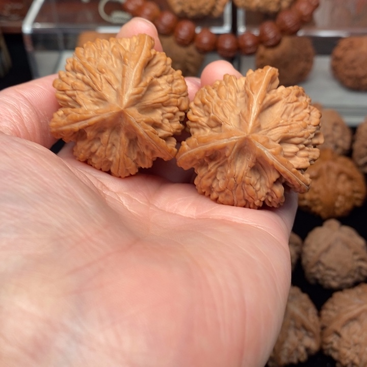 吊坠文玩核桃隔**吴文山