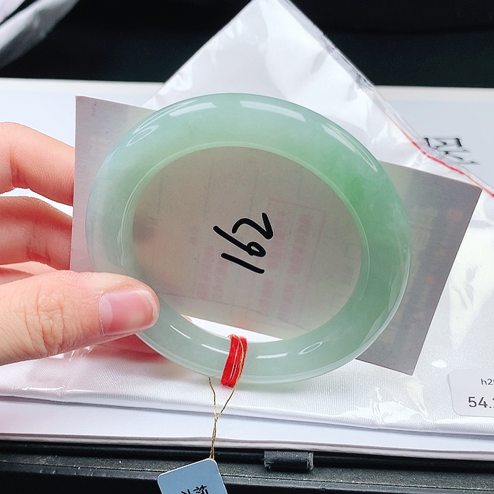 翡翠手镯（圆镯）未镶嵌缅甸天然a货手镯54+