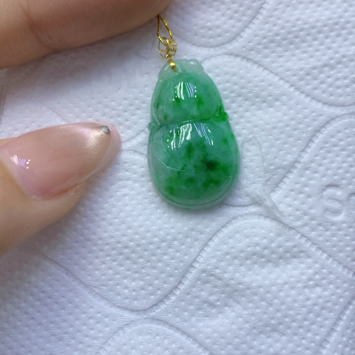 颈饰18K金镶嵌翡翠