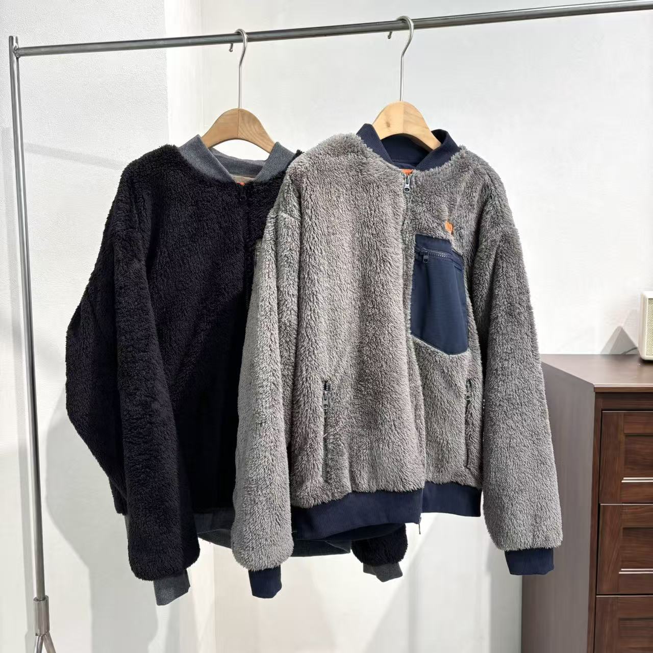 CSY5709 美国客人订单 双色加绒颗粒感单口袋外套