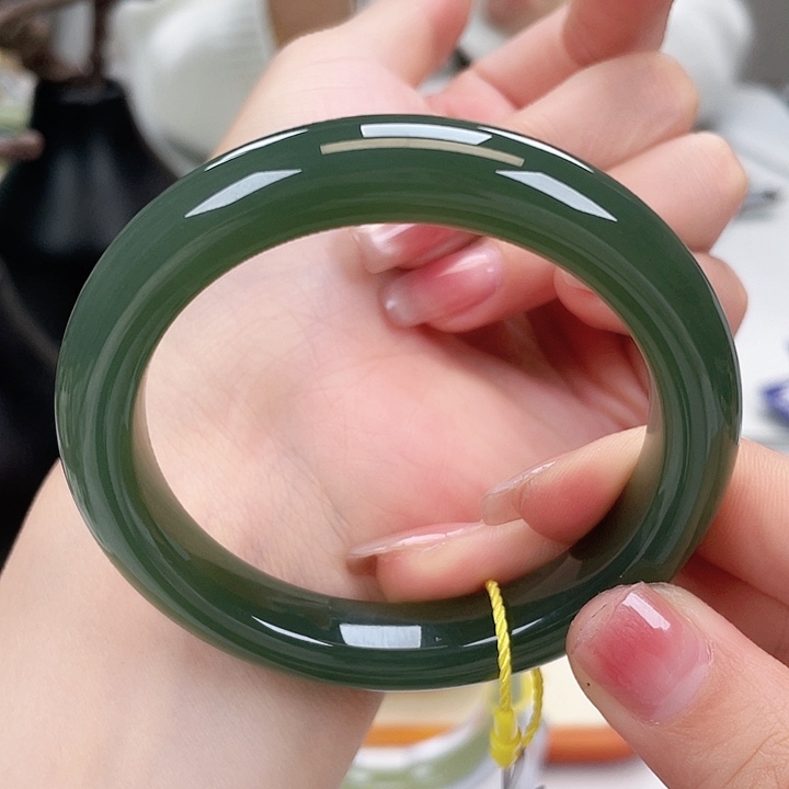 和田玉手镯5556未镶嵌