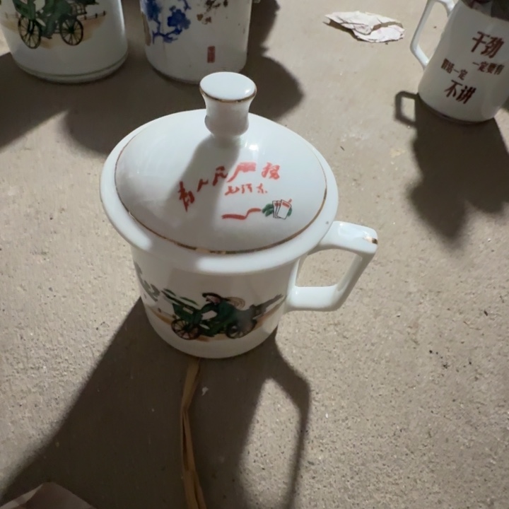 景德镇的陶瓷瓷器