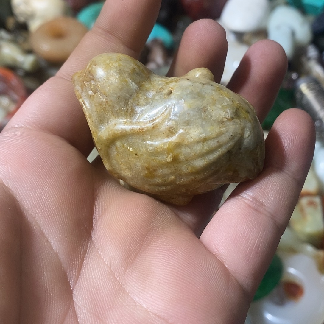 和田玉（糖玉）未镶嵌挂件