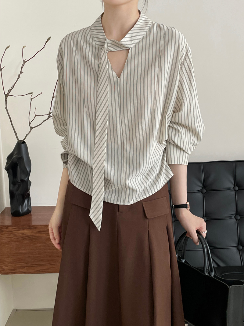 直播间扣号钒哥女装韩系高级感飘带领条纹衬衫9-199