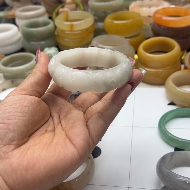 石英岩玉合金手镯