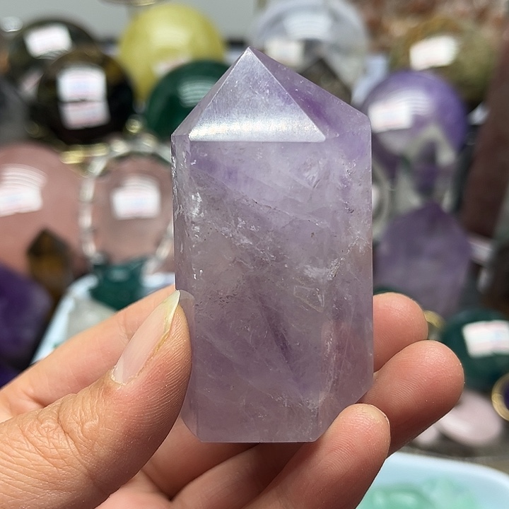 水晶珠宝半成品未镶嵌113克紫水晶柱