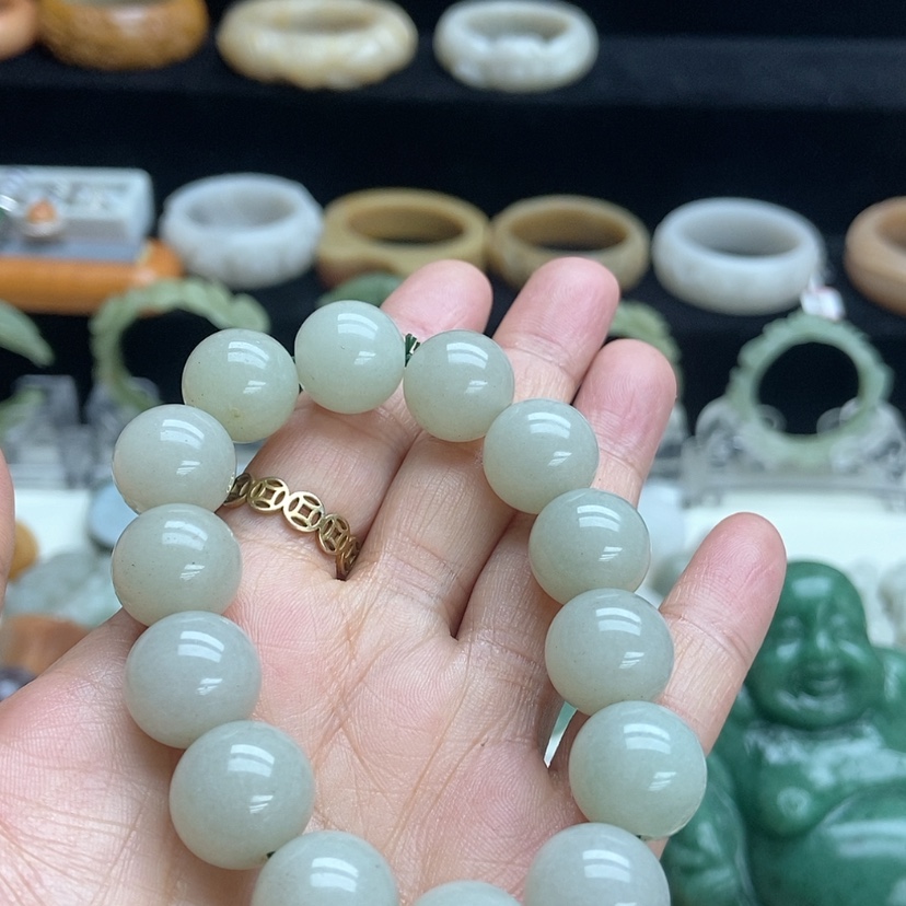 【闪购商品】石英质玉手镯未镶嵌