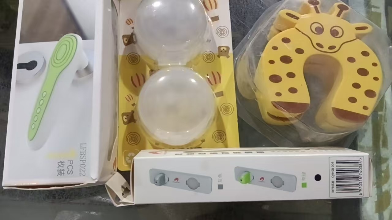 好用的门挡锁混发