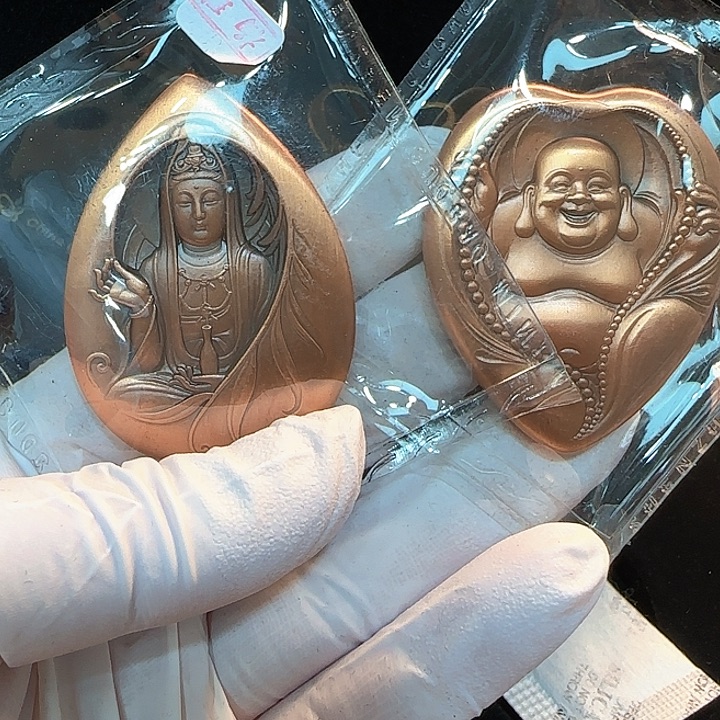 其他普通金属滴水观音弥勒佛一对铜章