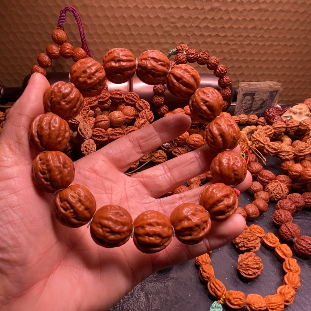 文玩核桃手串粗筋浅纹