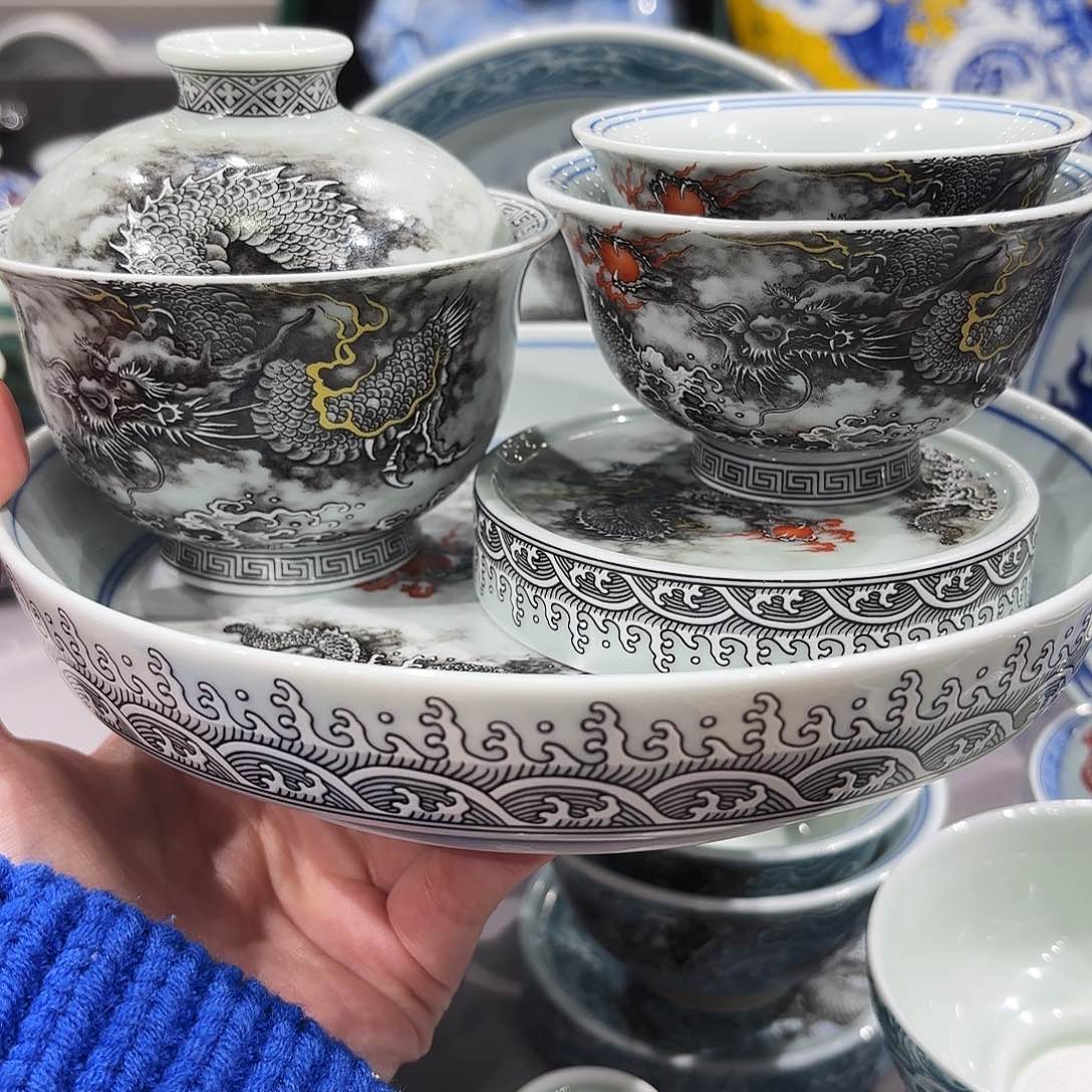 瓷片景德镇瓷器和