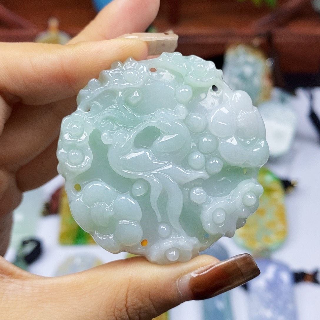 颈饰未镶嵌翡翠天然翡翠A货