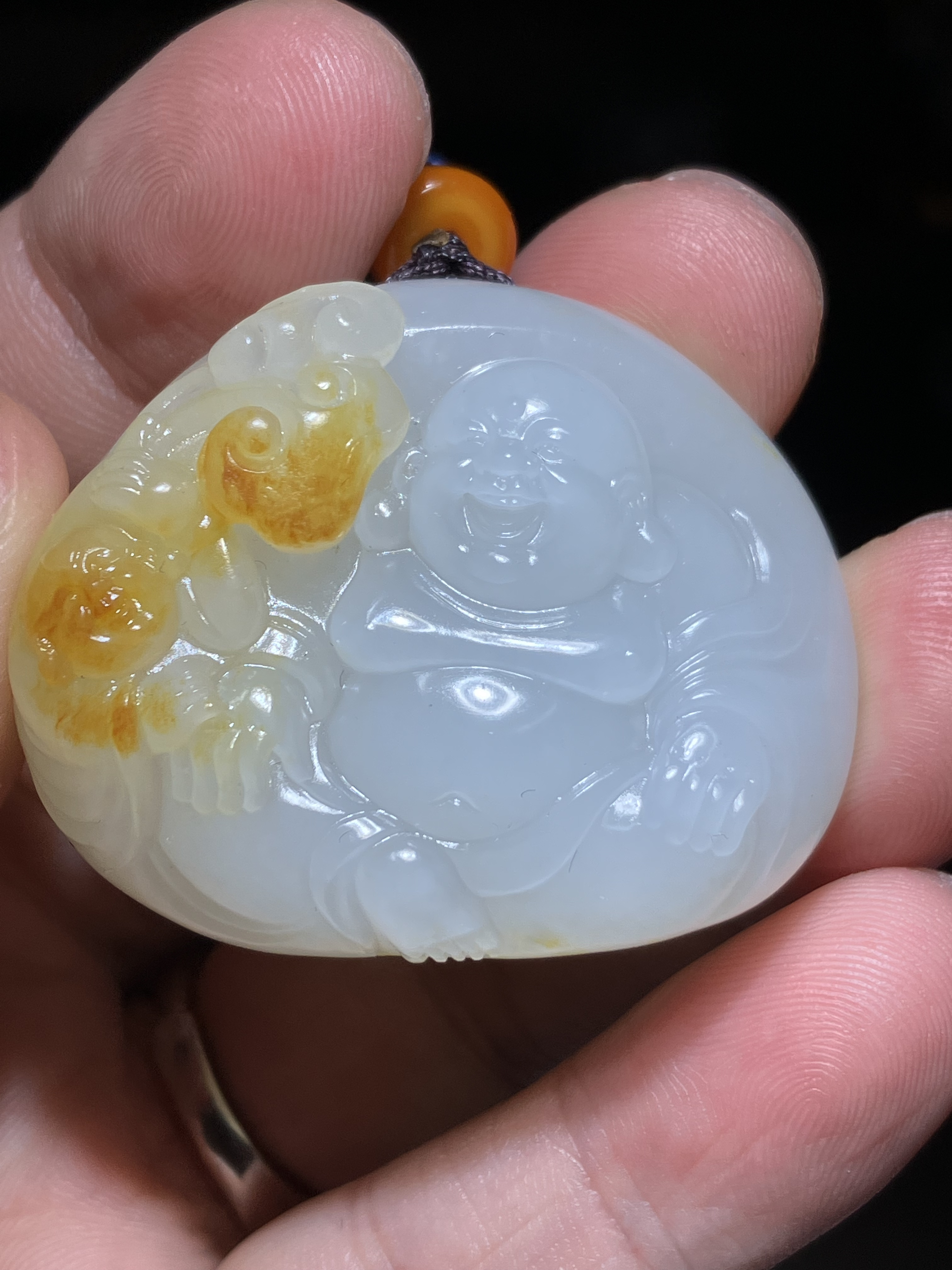 新疆和田玉资料弥勒佛羊脂白玉