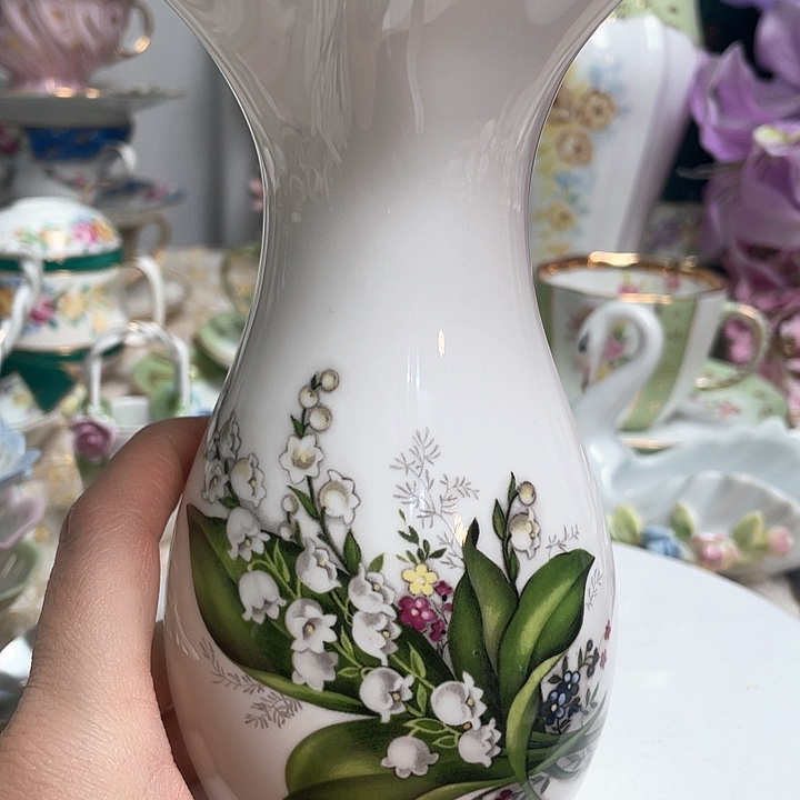 瓷片摆件，摆件，，摆件。，摆件。