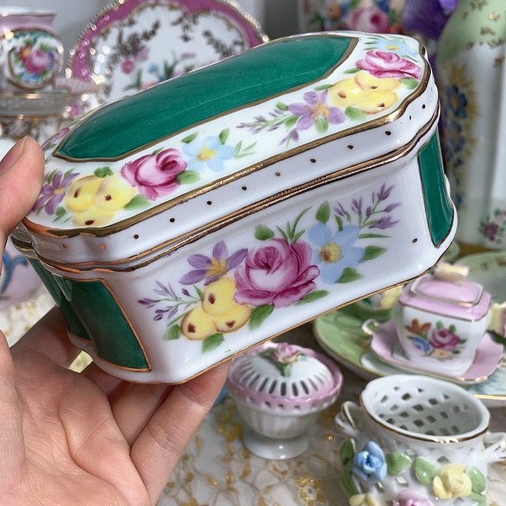 瓷片摆件，，摆件，，摆件。摆件，