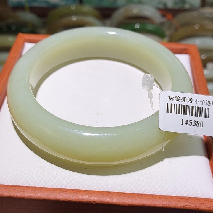 和田玉未镶嵌手镯 59 60