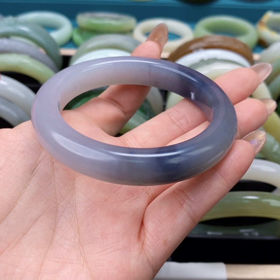 和田玉手镯57.2未镶嵌汪*香