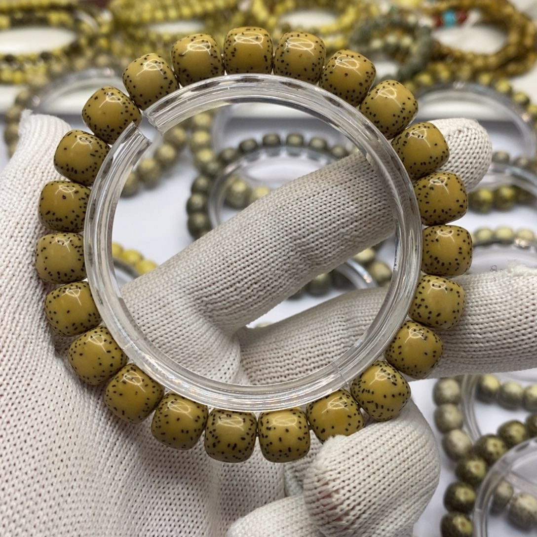 星月菩提手串侧留白