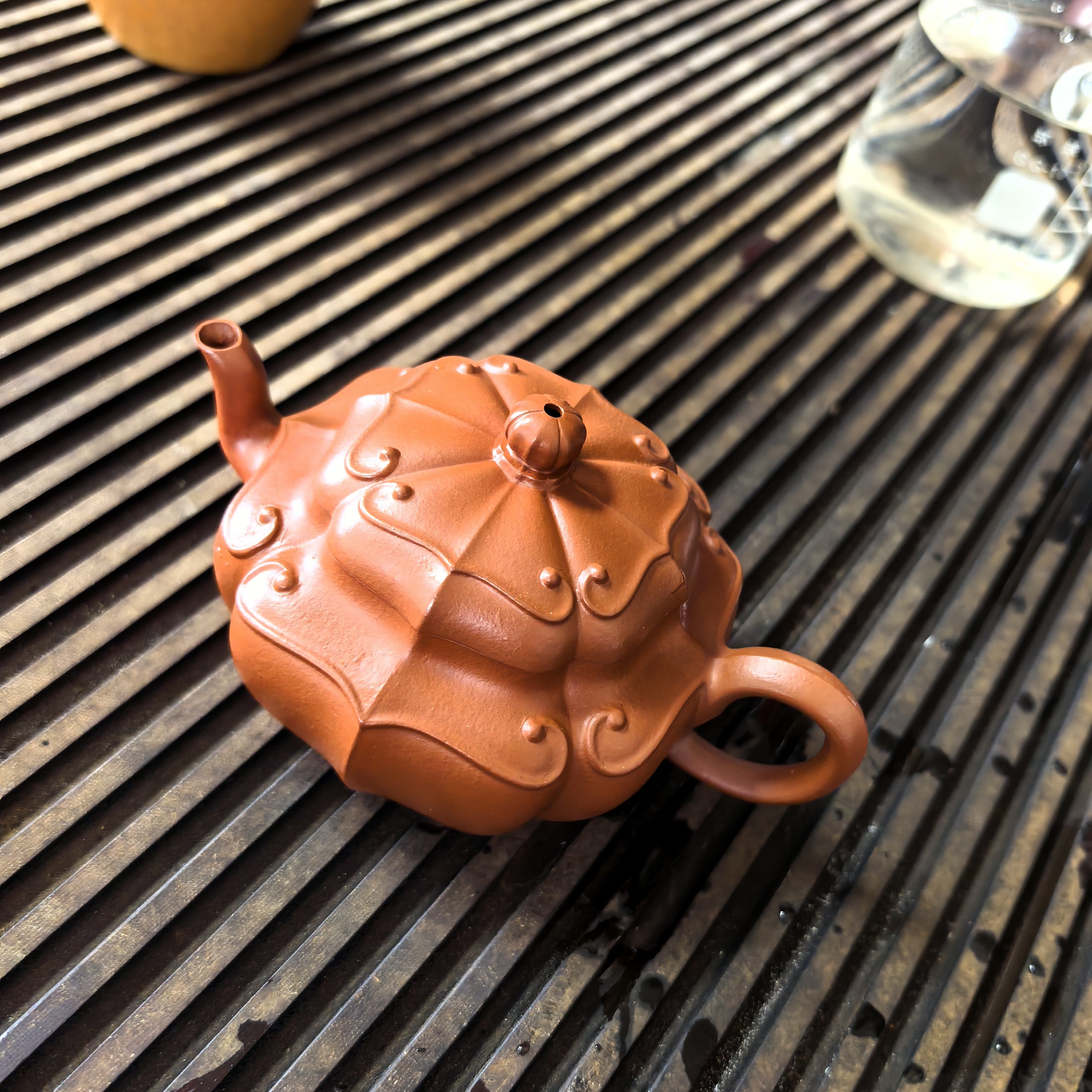 宜兴紫砂壶朱泥筋纹器四方如意160cc