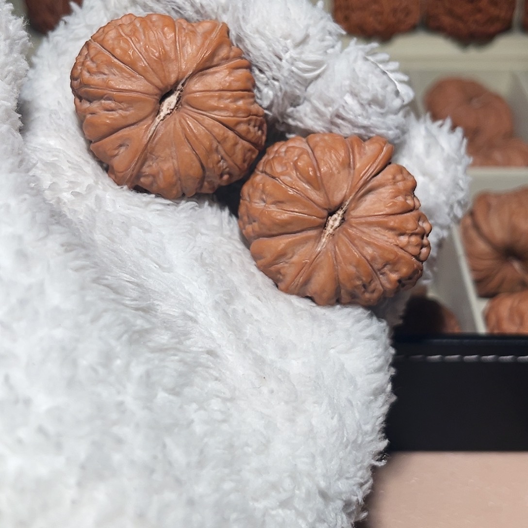 *****文玩核桃吊坠阳    Mrz