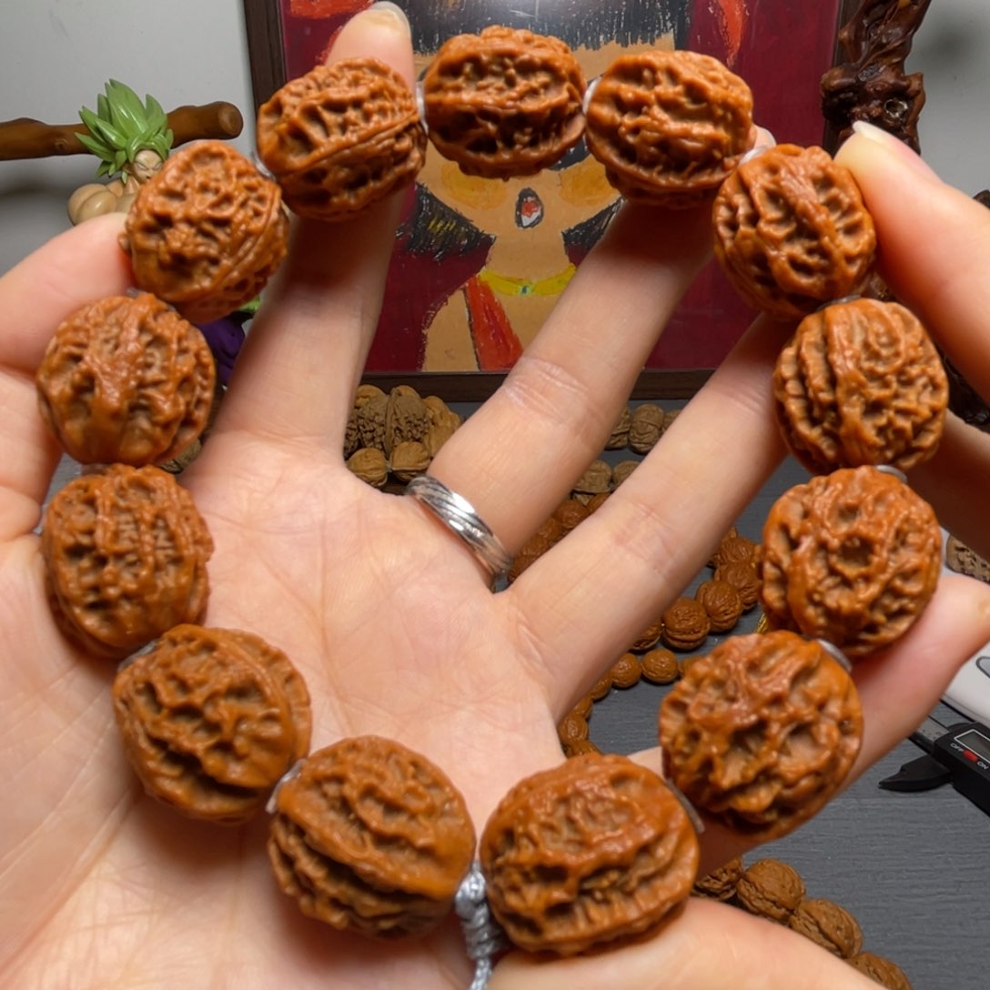 核桃红皮荔枝手持88