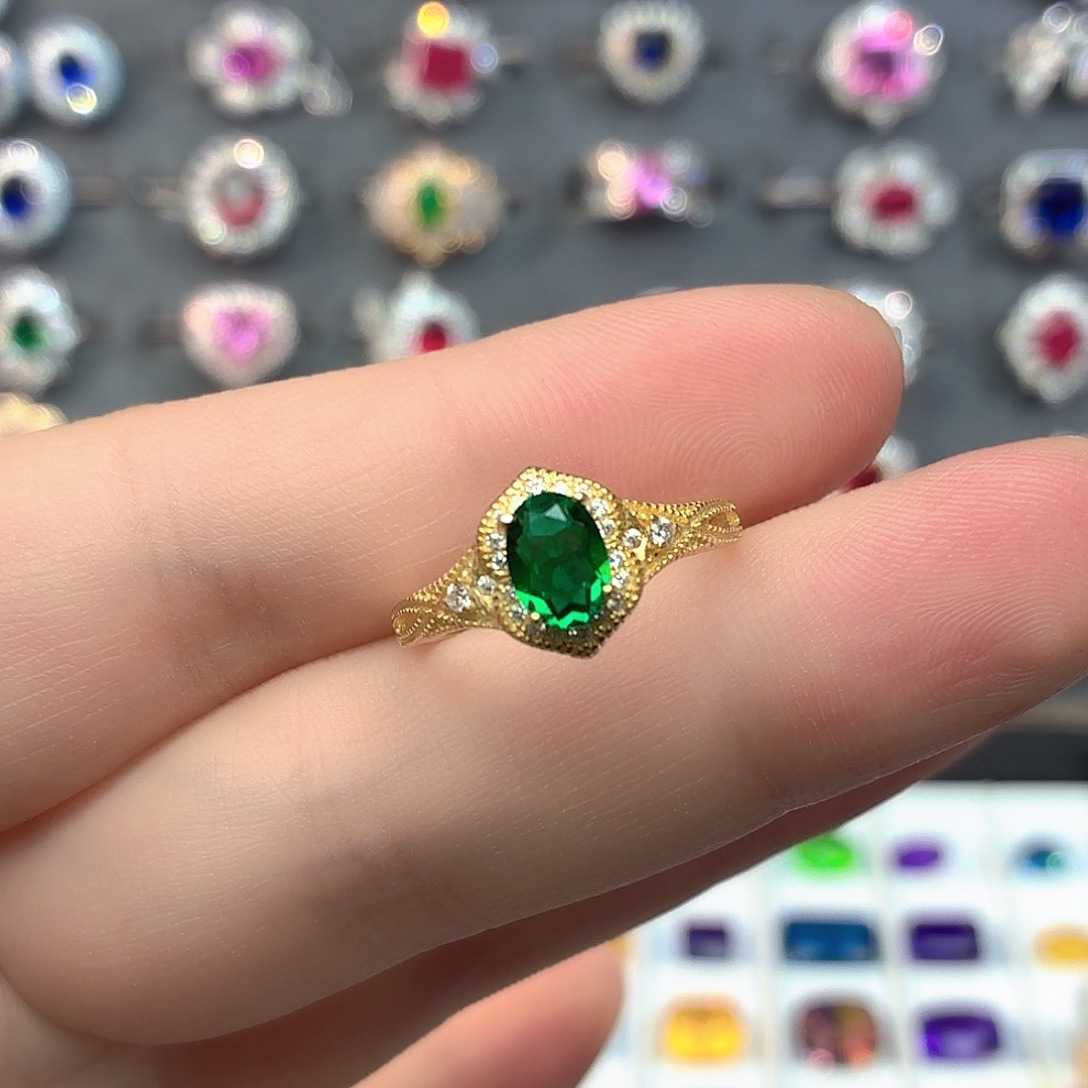 925银培育祖母绿色宝石