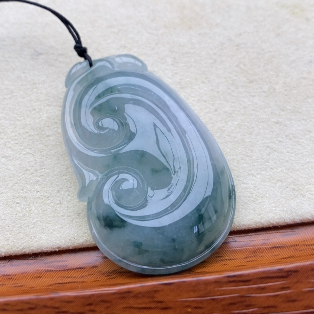 翡翠未镶嵌颈饰吊坠24