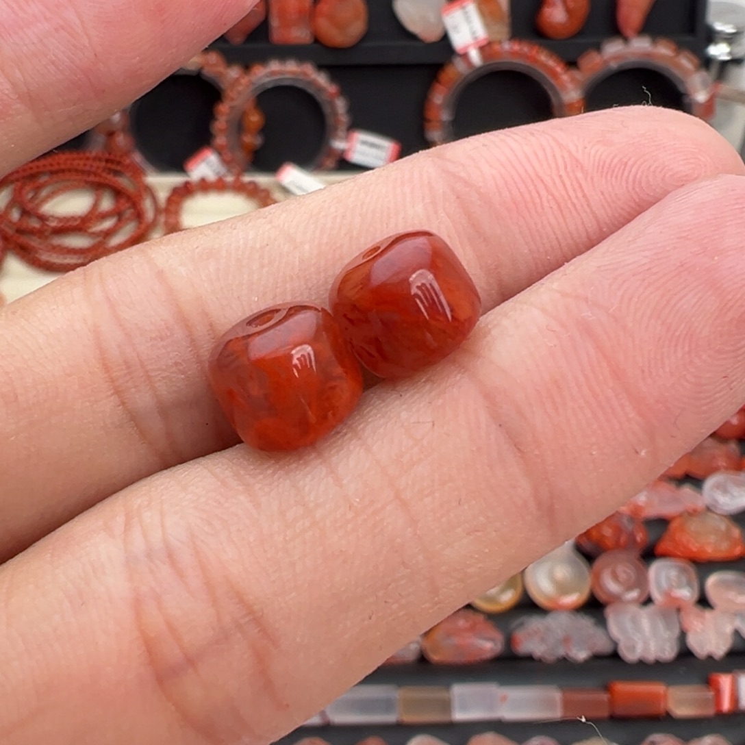 南红玛瑙未镶嵌颈饰老型珠8mm+一对