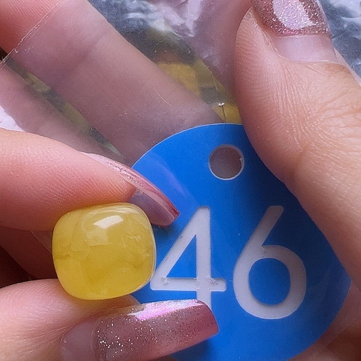 未镶嵌蜜蜡裸石12.8mm鸡油黄老型