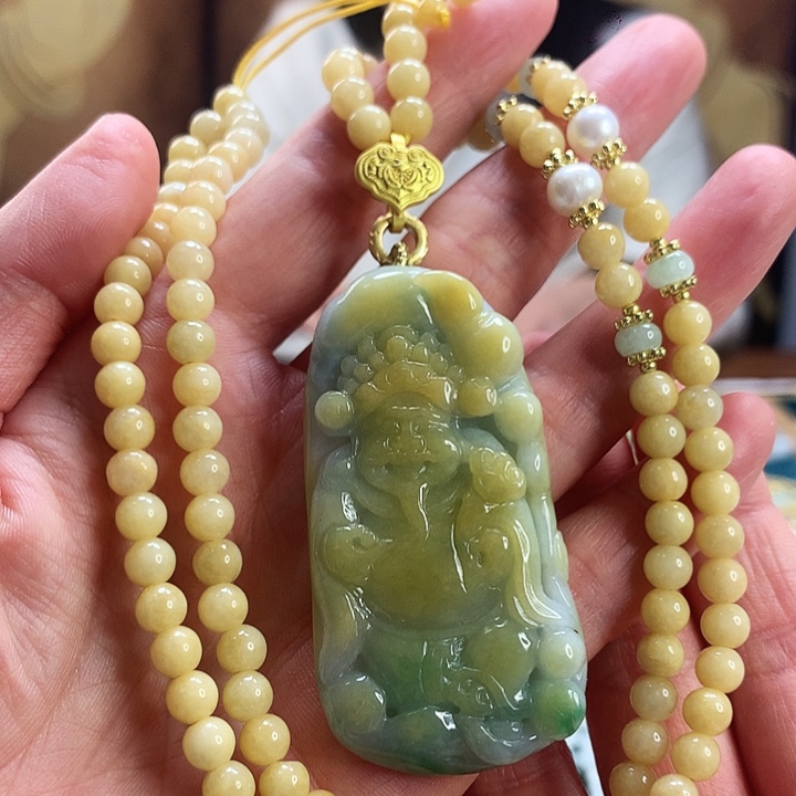 翡翠颈饰未镶嵌吊坠