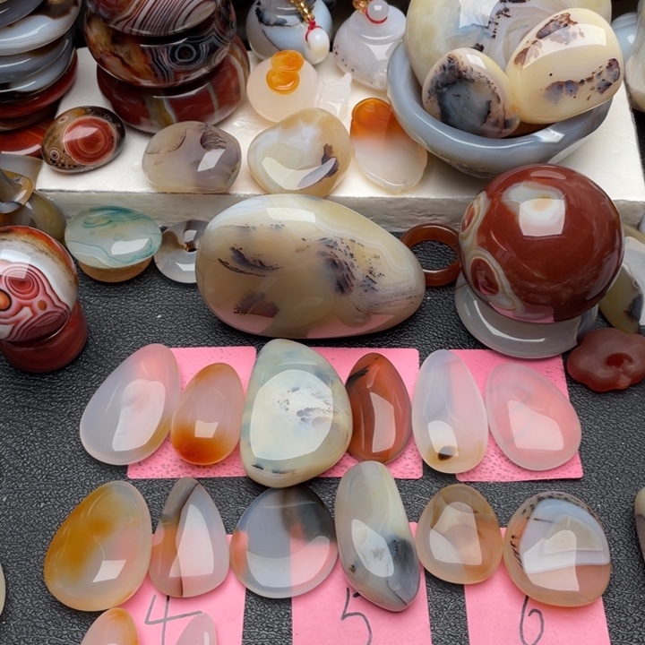 瑞***达玛瑙/玉髓未镶嵌玉髓马达加斯加玉髓玛瑙