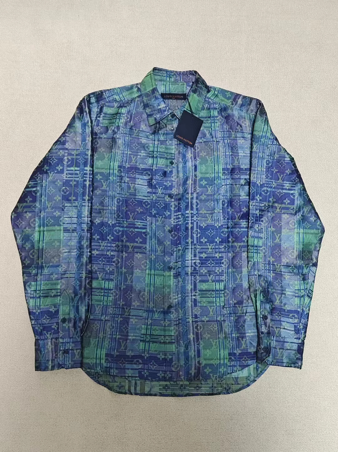 全新未使用 LouisVuitton/路易威登 XXL码 logo满印霓虹长袖衬衫