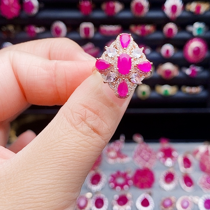 银S925镶嵌戒指红宝石