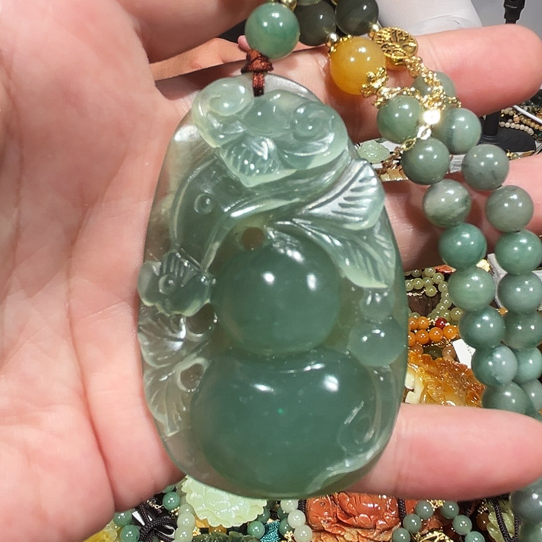 岫玉未镶嵌毛衣链