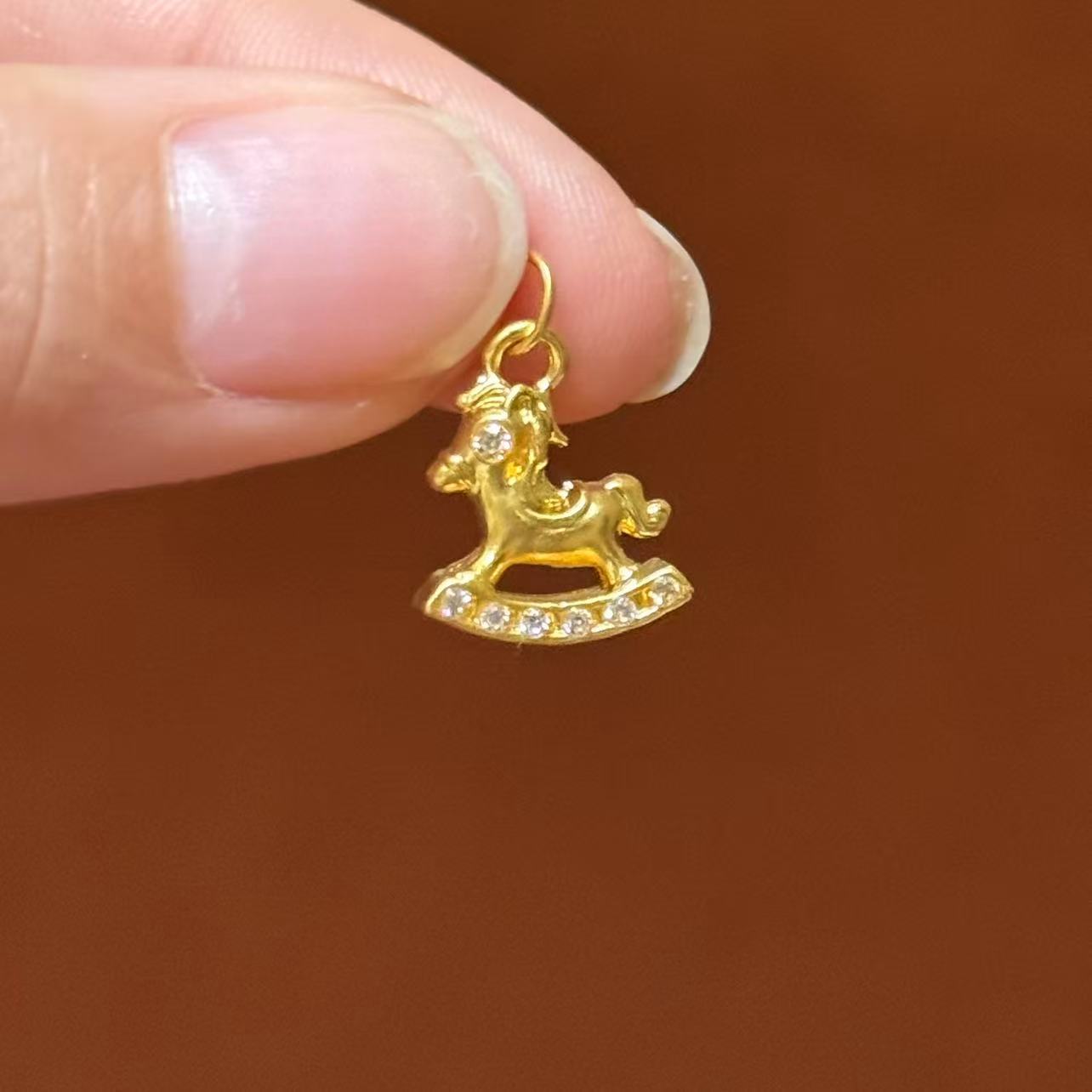 贝贝黄金 足金999 闪闪木马 点钻  圆环 5D工艺 2833