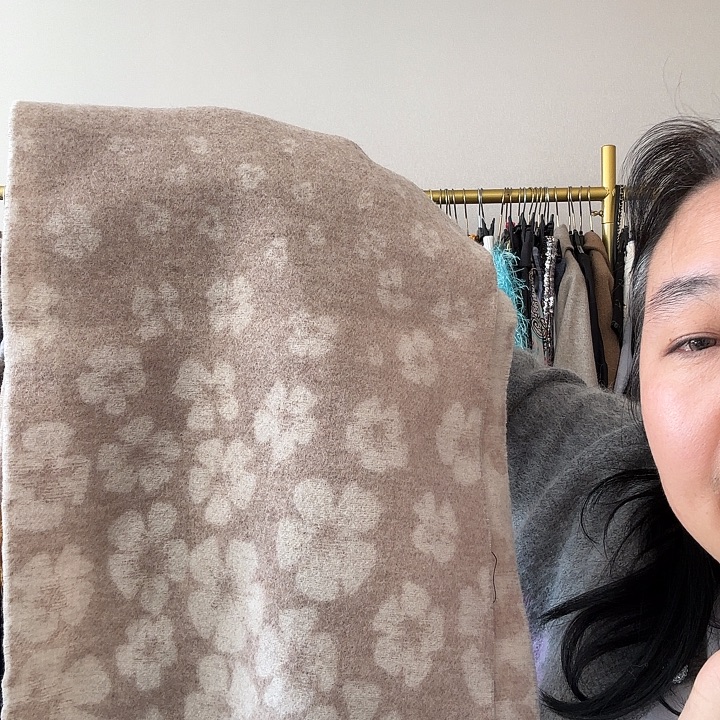 举报b不别别扭扭男男女女