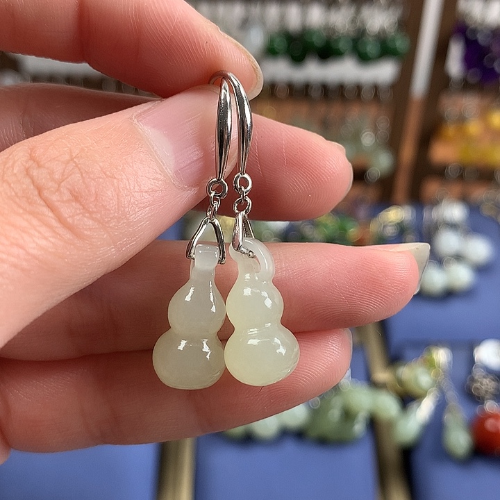 和田玉银S925镶嵌耳饰葫芦18*9左右暖白