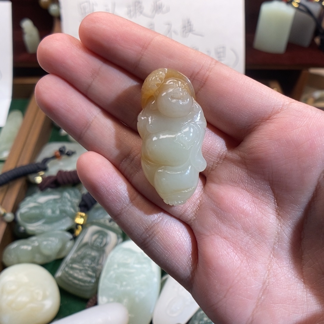 和田玉未镶嵌挂件