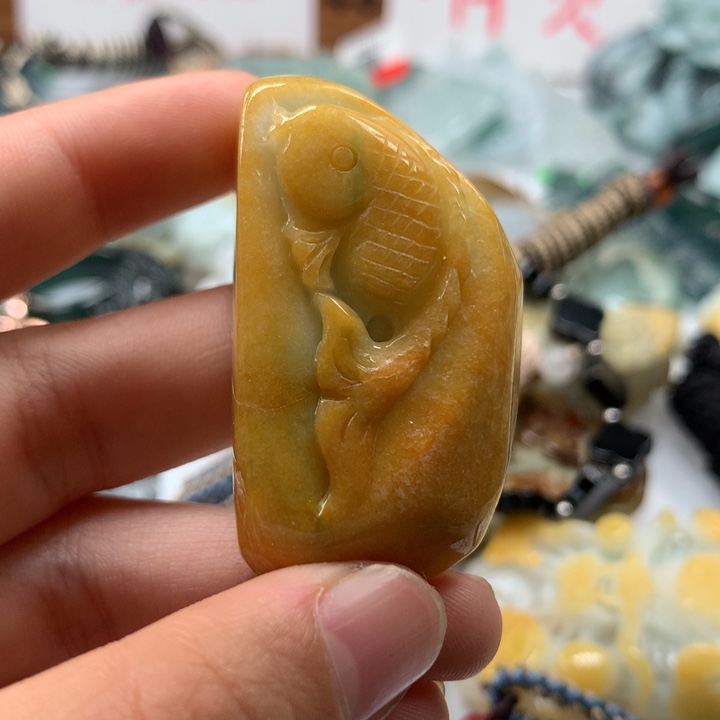 翡翠颈饰未镶嵌保真天然A货翡翠
