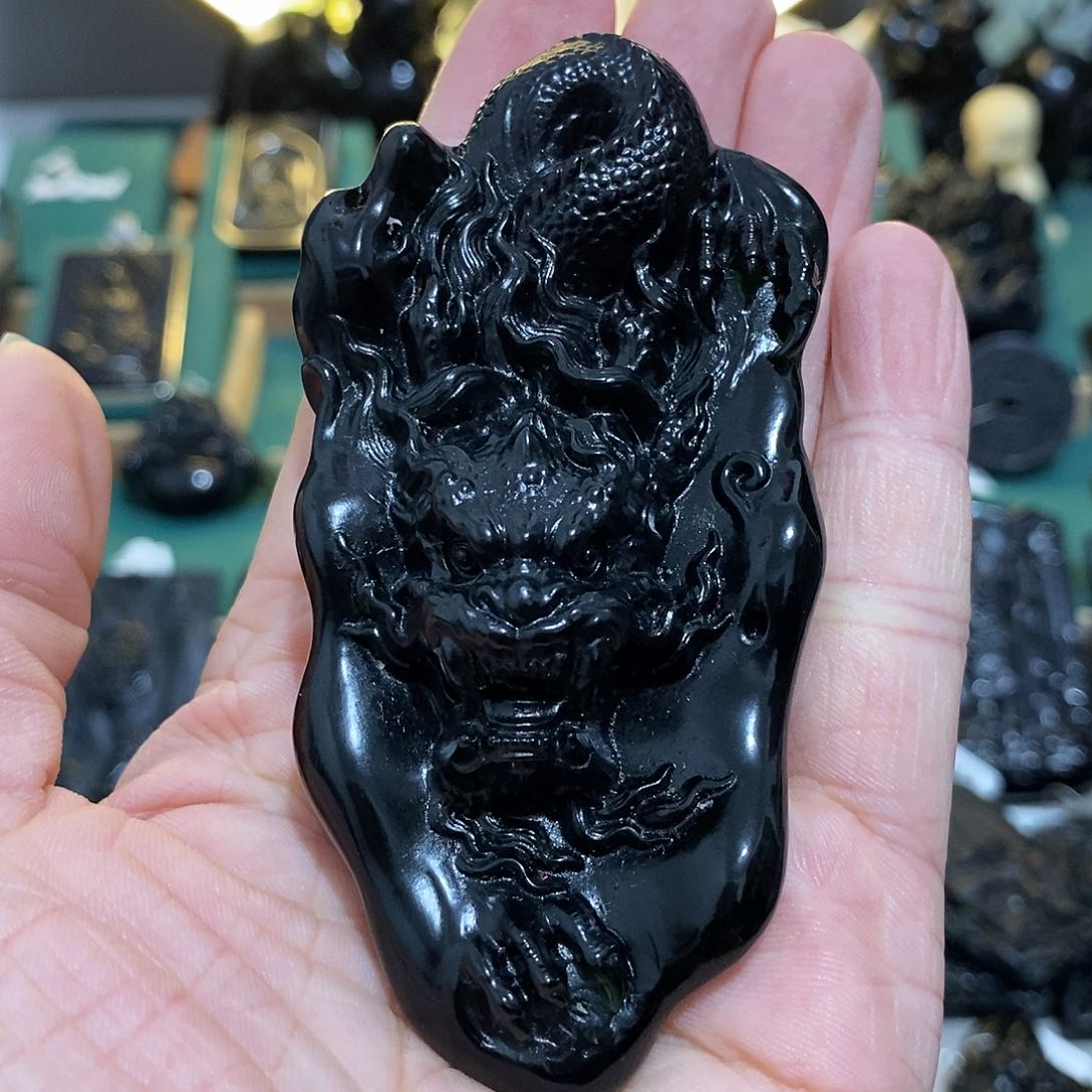 蛇纹石玉颈饰未镶嵌哈****0