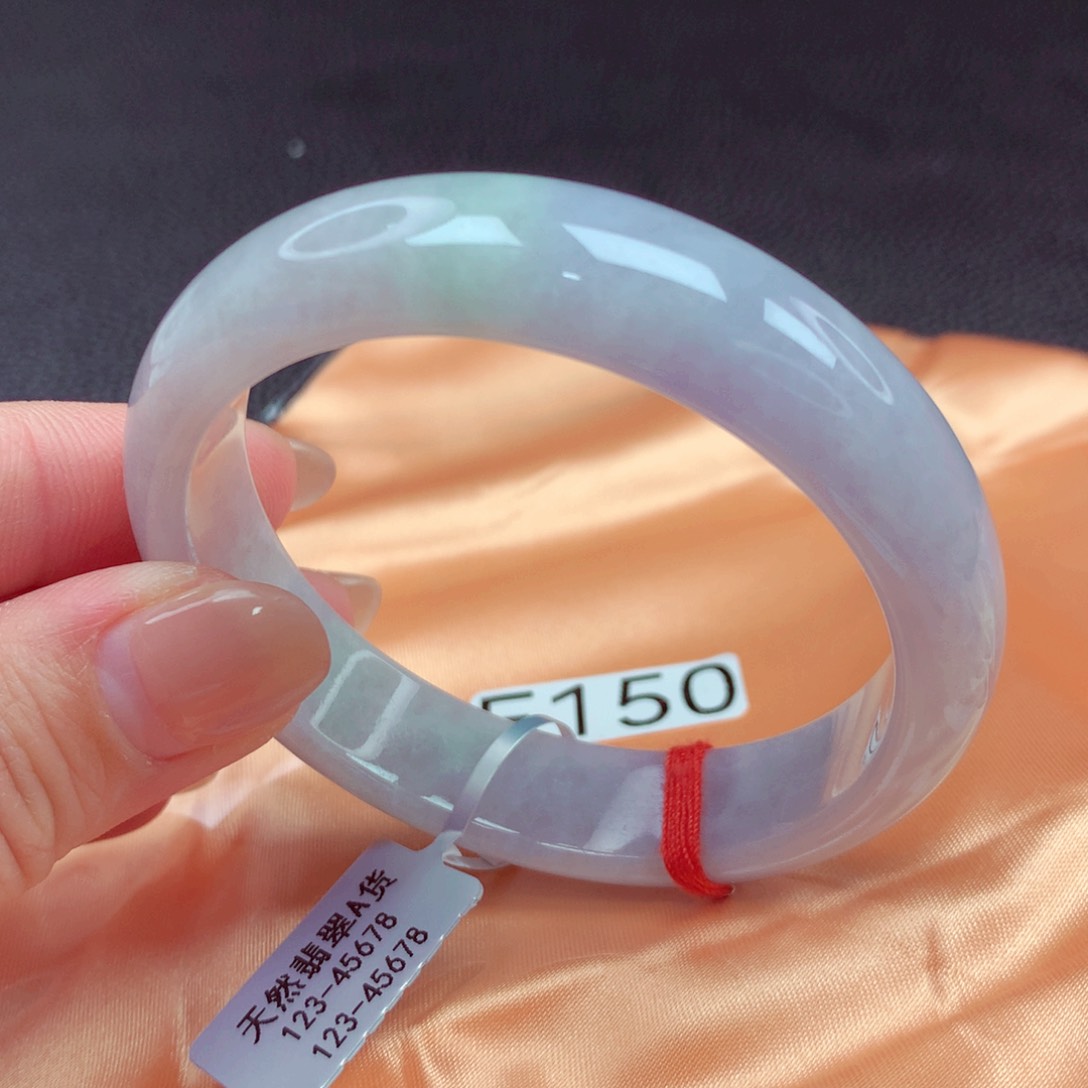 翡翠手镯未镶嵌手镯88